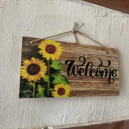 Napraforgó Apartamento *