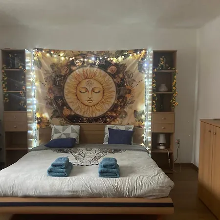 Napraforgó Appartement Veresegyház